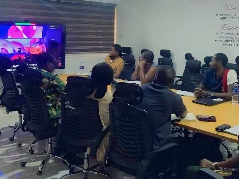 MRA Africa professionals participating in a learning session